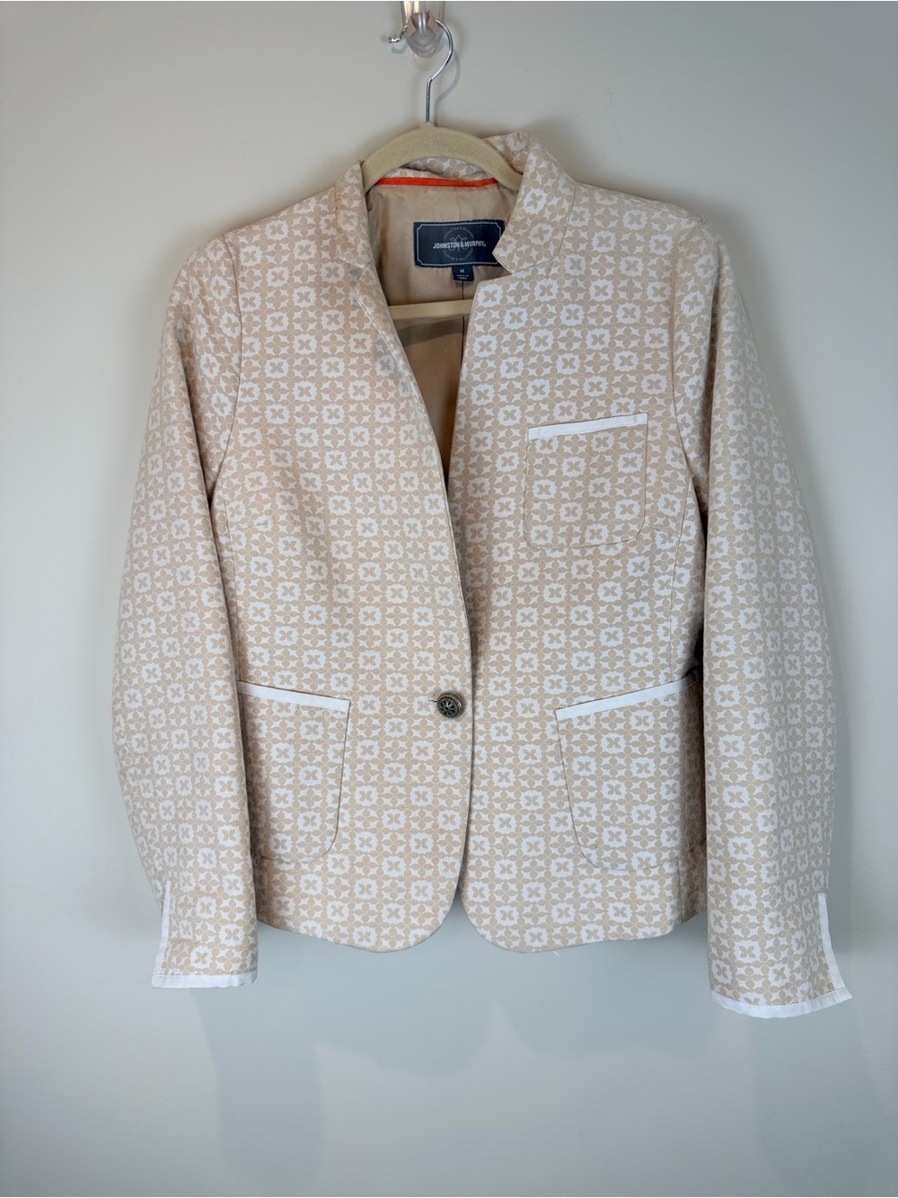 Johnston & Murphy Beige and White Patterned Blazer Size Medium